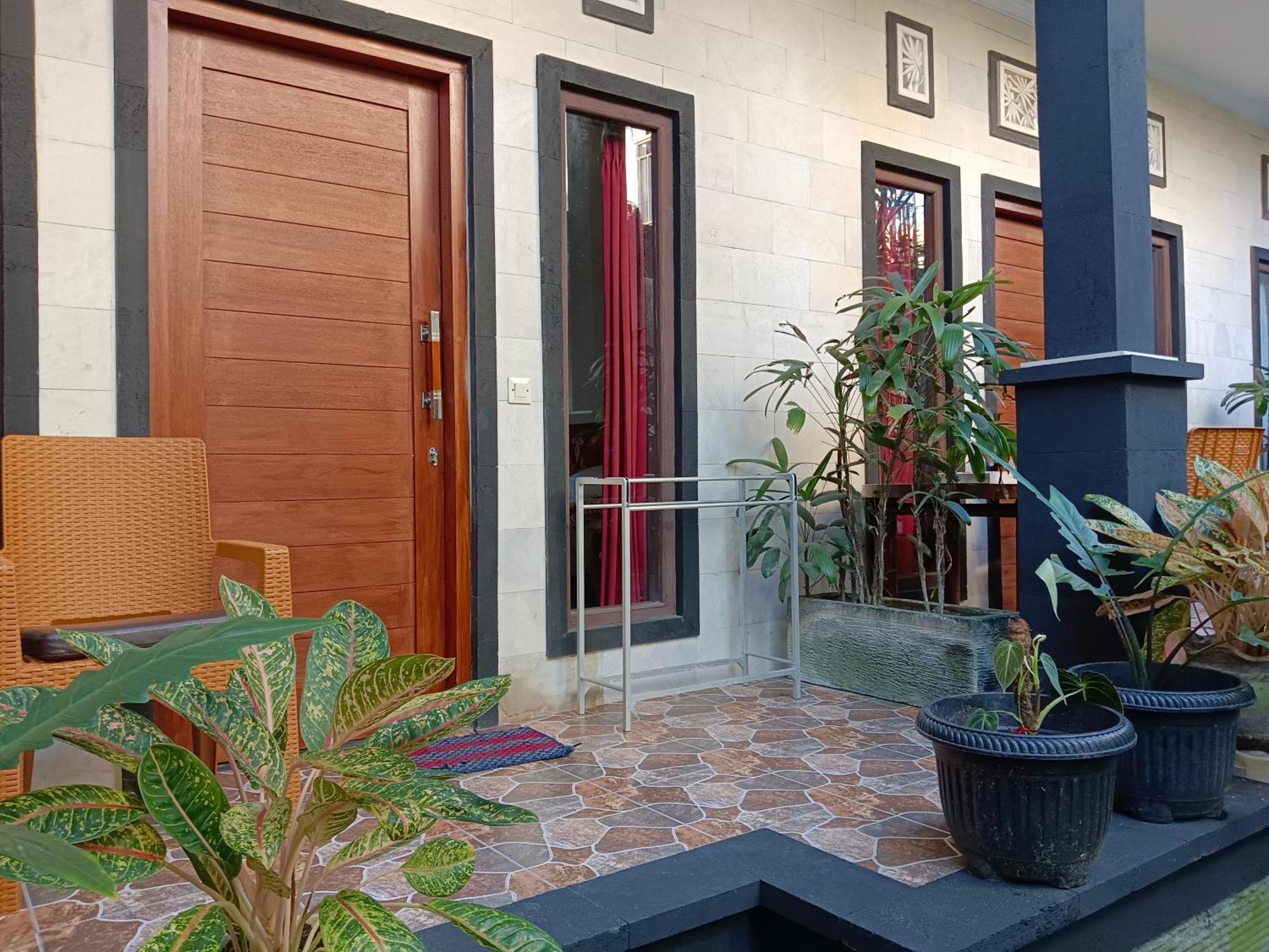 Double N Guesthouse Sanur  Exterior photo
