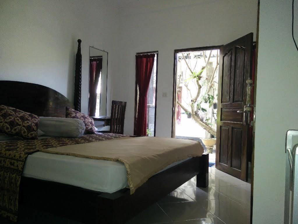 Double N Guesthouse Sanur  Exterior photo